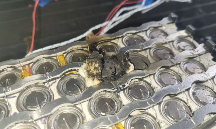 电池热失控危机如何化解?Forge Nano ALD 原子层沉积技术揭示答案!